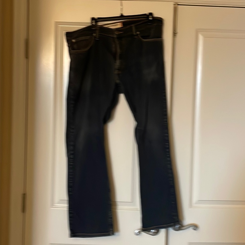 Levi’s 514 jeans